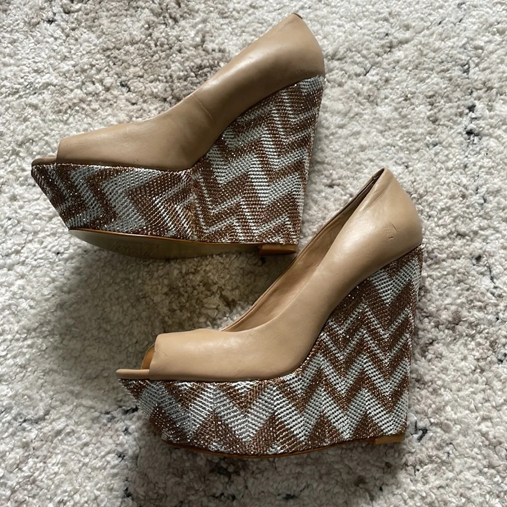 BEBE WEDGES! BRAND NEW!!! Metallic with Tan leather! Size: 6. Comes with Box!